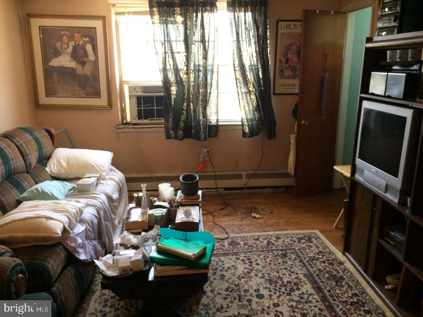 TACONY - Residential Income