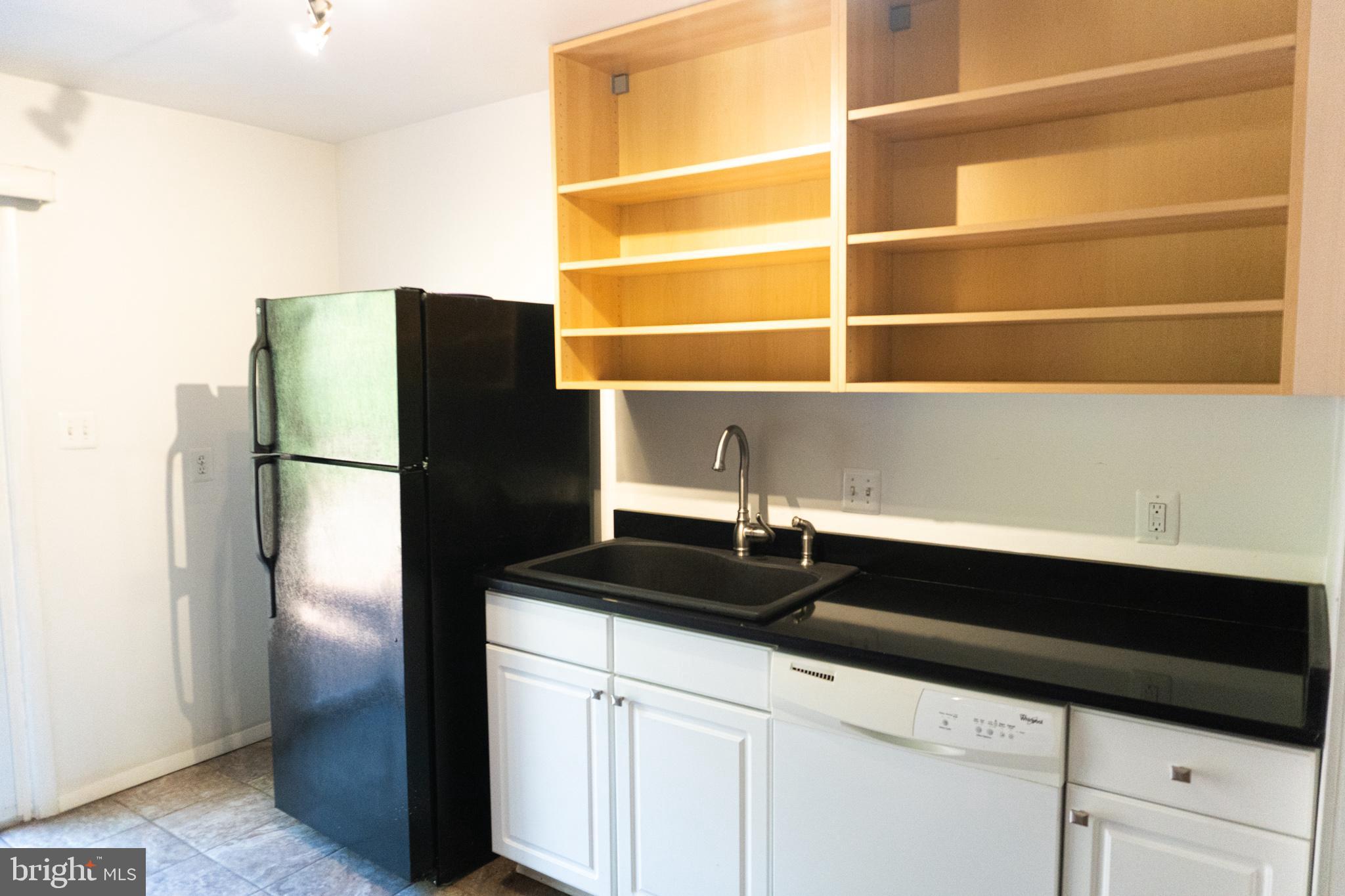 DALE CITY - Residential Lease