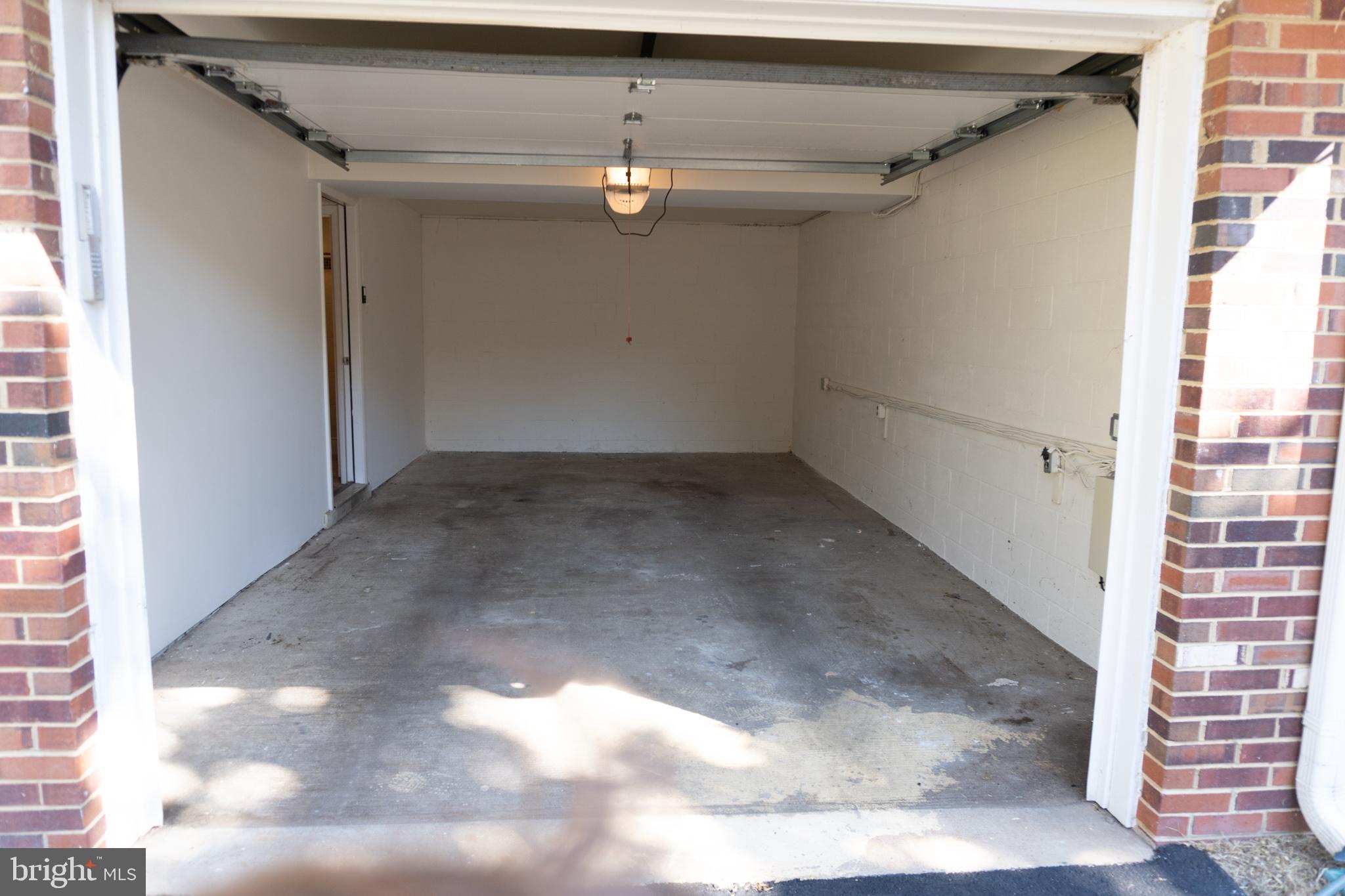 DALE CITY - Residential Lease