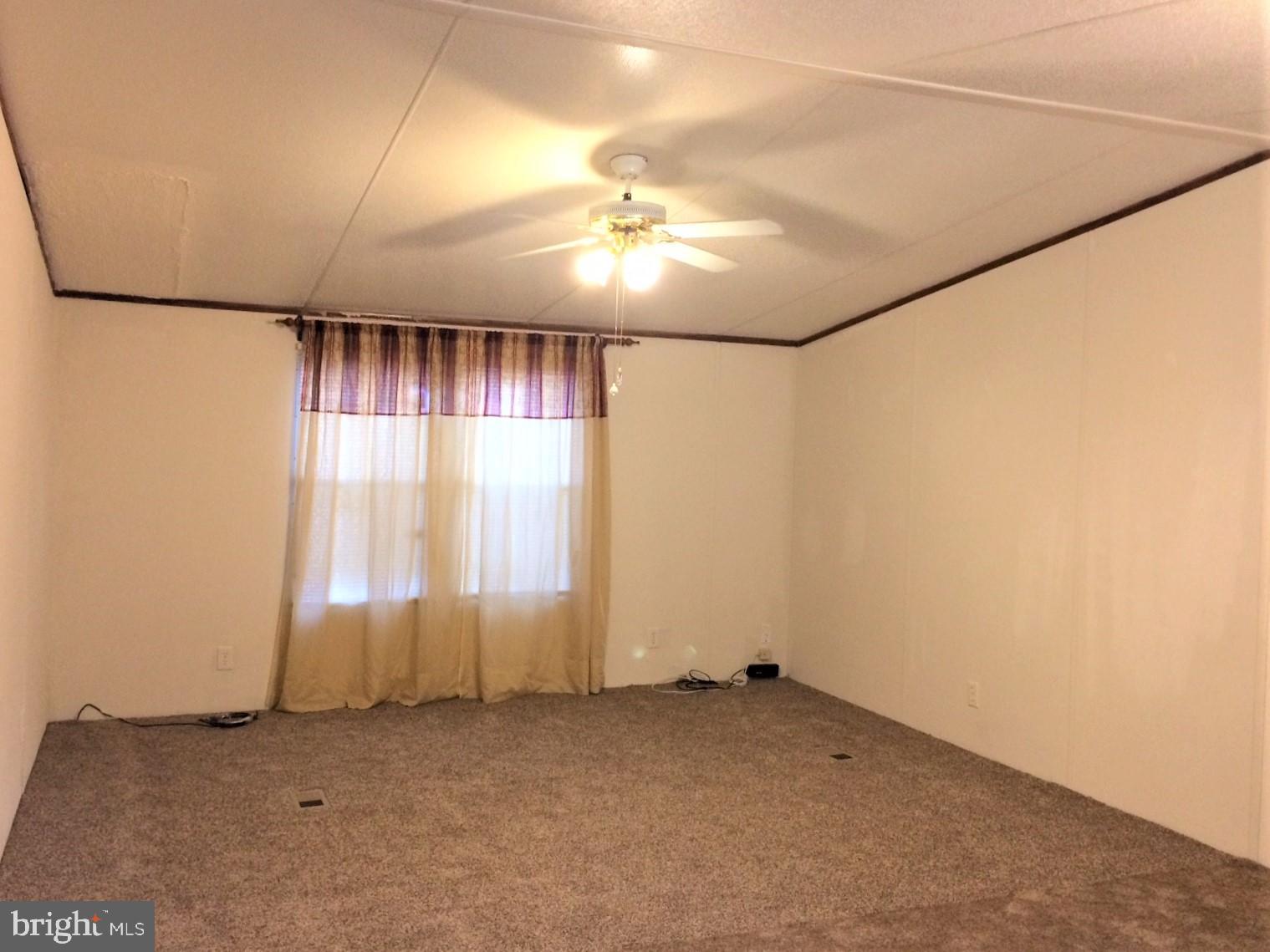 BOONE'S MOBILE ESTATES - Residential