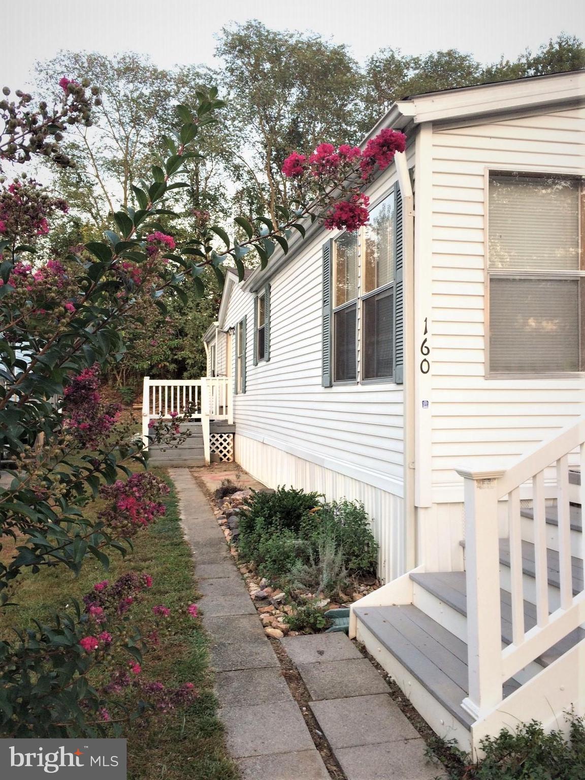 BOONE'S MOBILE ESTATES - Residential