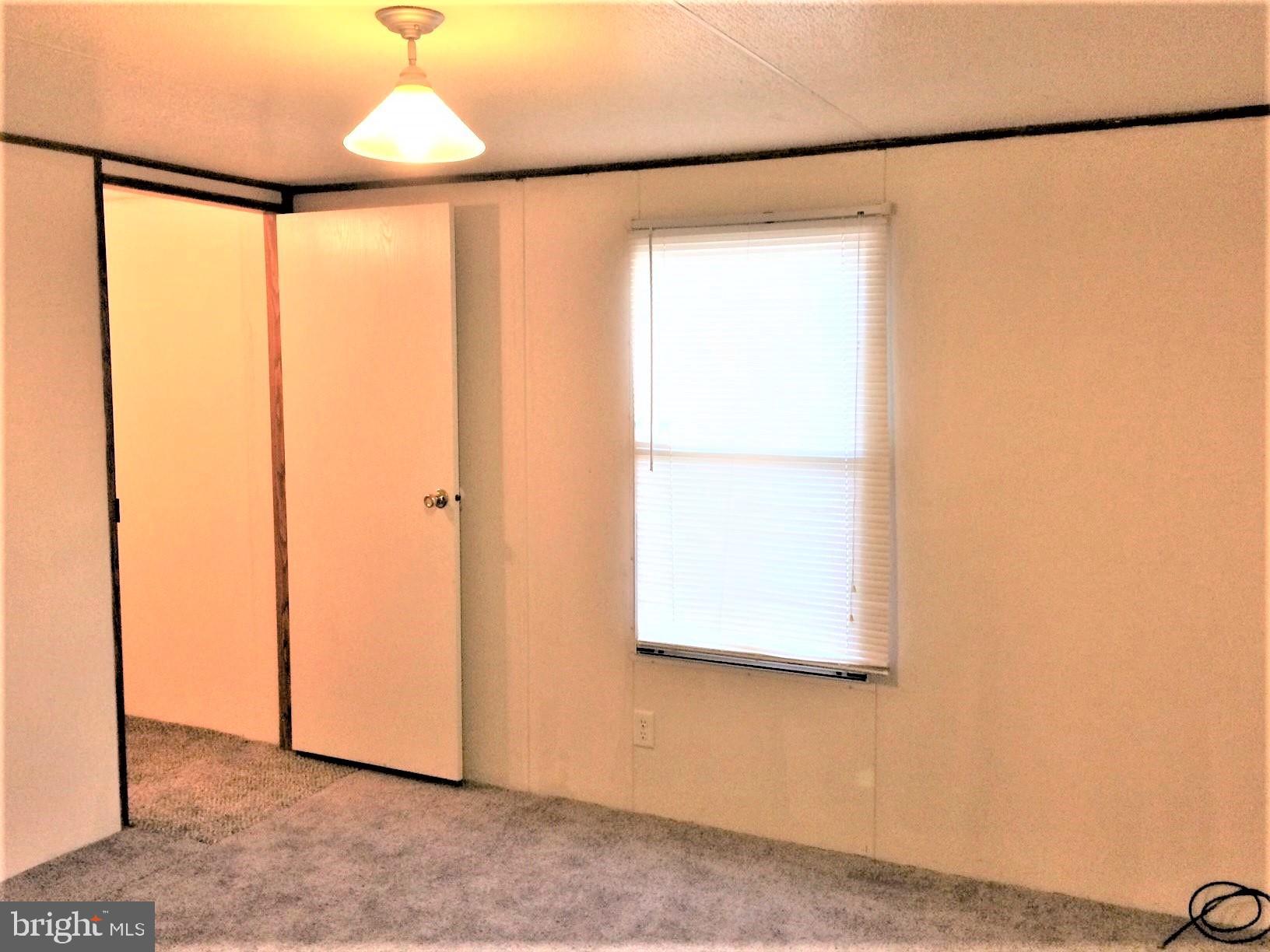 BOONE'S MOBILE ESTATES - Residential