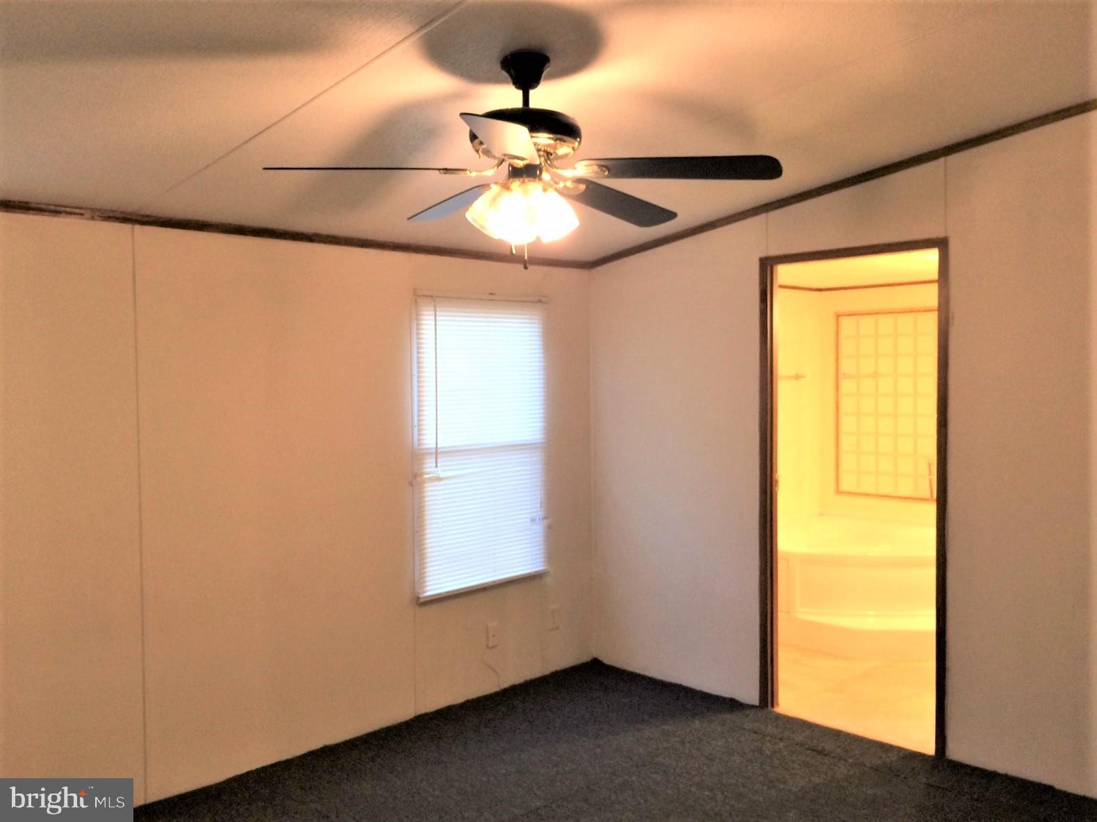 BOONE'S MOBILE ESTATES - Residential