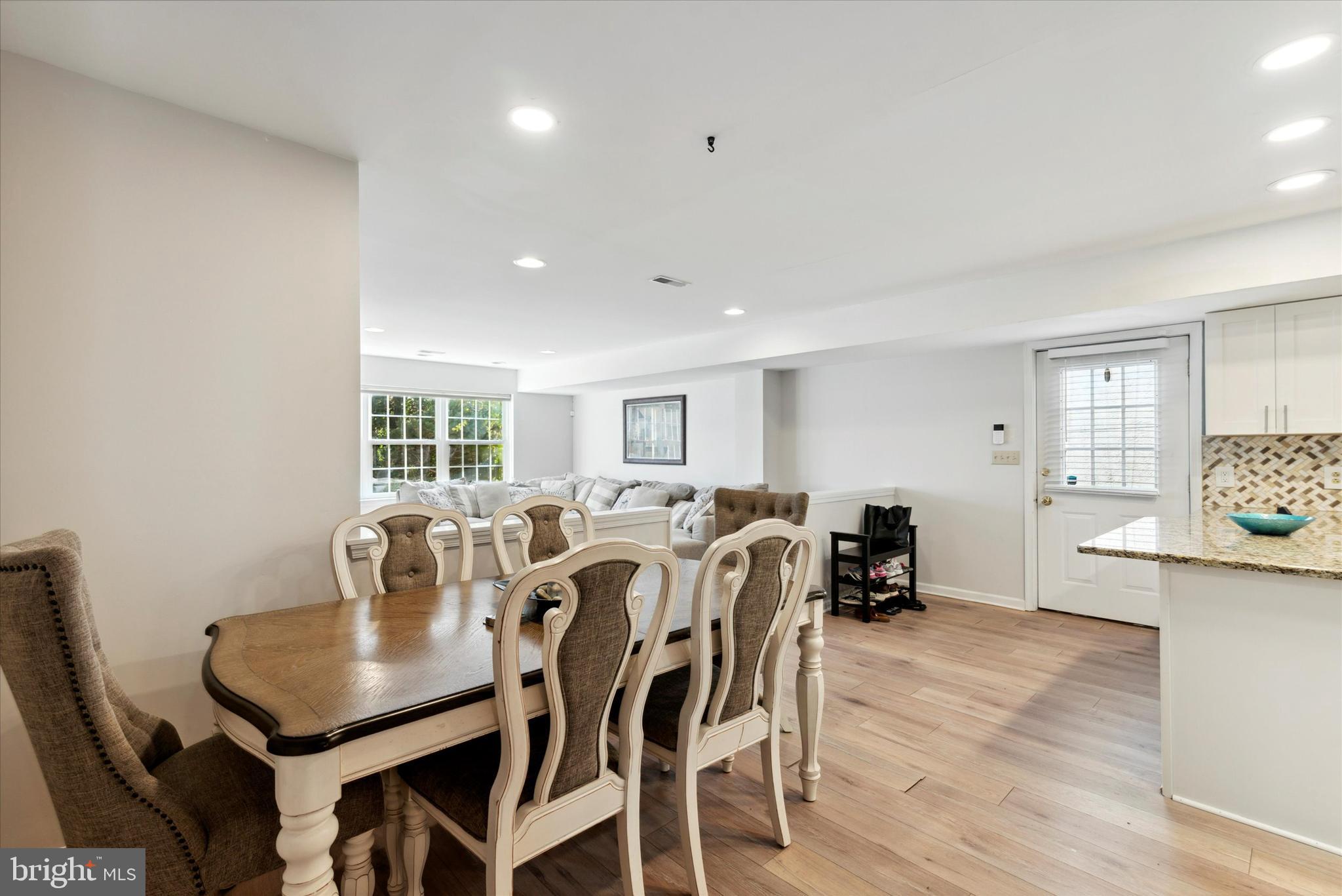 ROXBOROUGH - Residential Lease