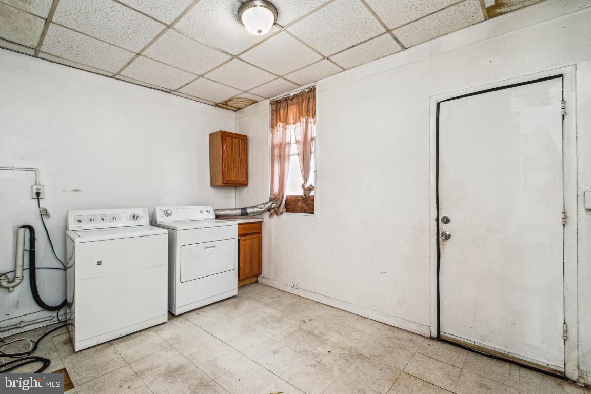 HIGHLANDTOWN - Residential Lease