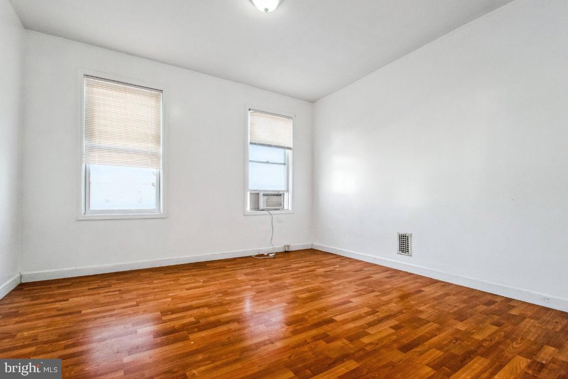 HIGHLANDTOWN - Residential Lease
