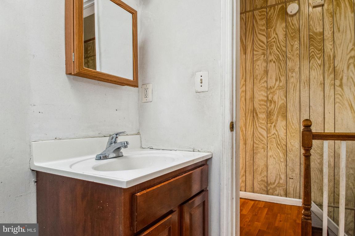 HIGHLANDTOWN - Residential Lease