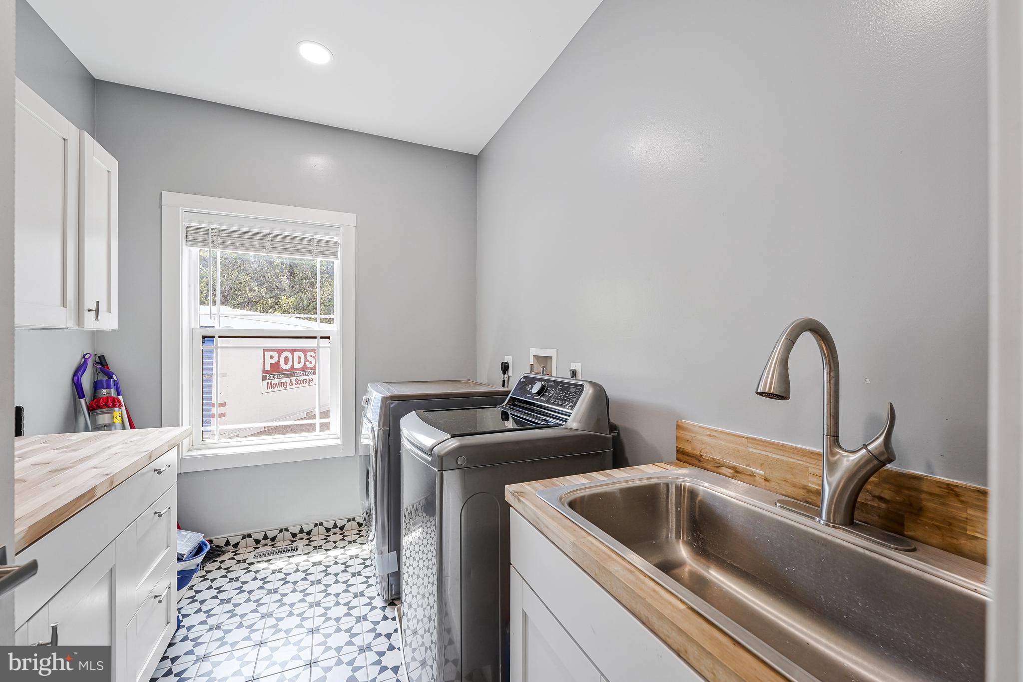 JANET L DAWSON - Residential