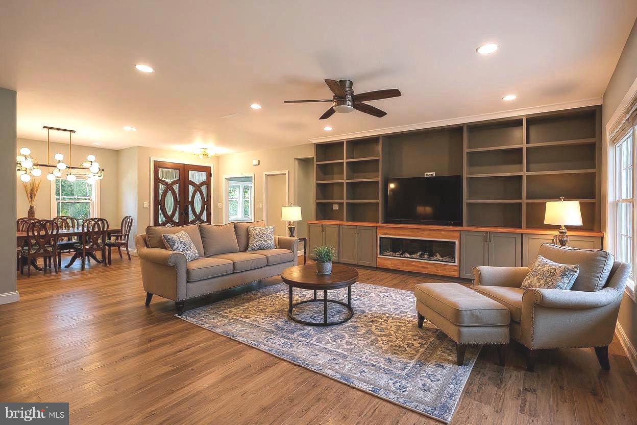 JANET L DAWSON - Residential