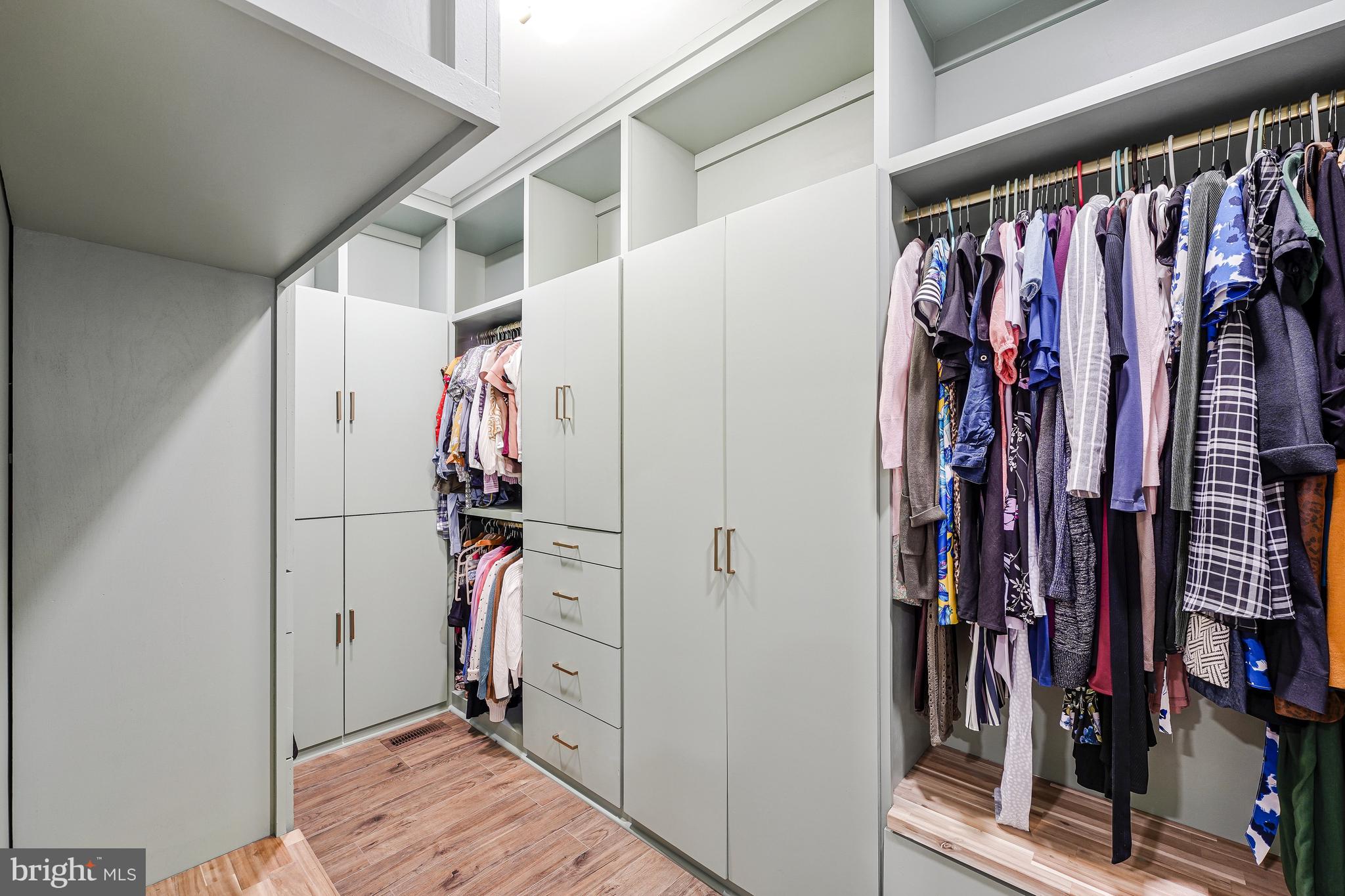 JANET L DAWSON - Residential