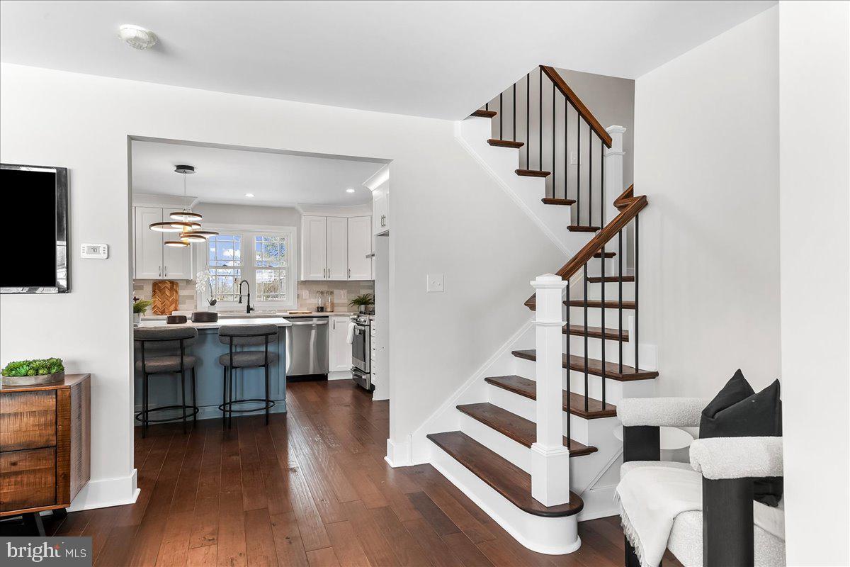 DRESHER WOODS - Residential