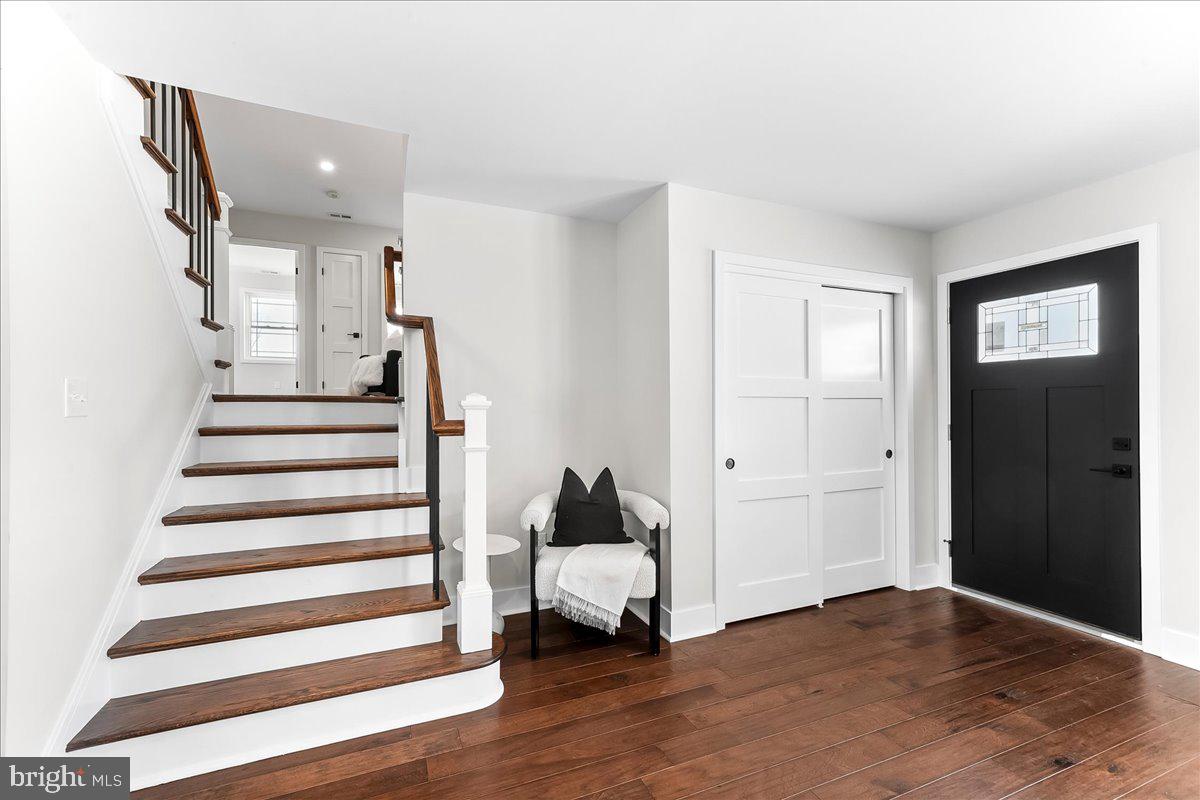 DRESHER WOODS - Residential