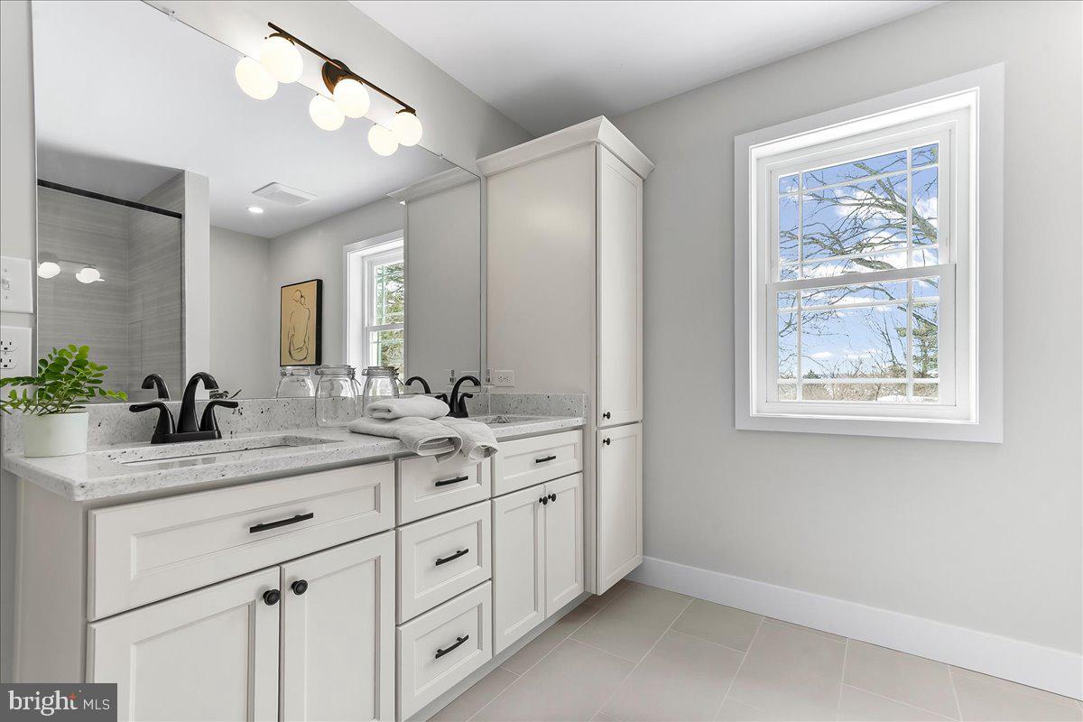 DRESHER WOODS - Residential