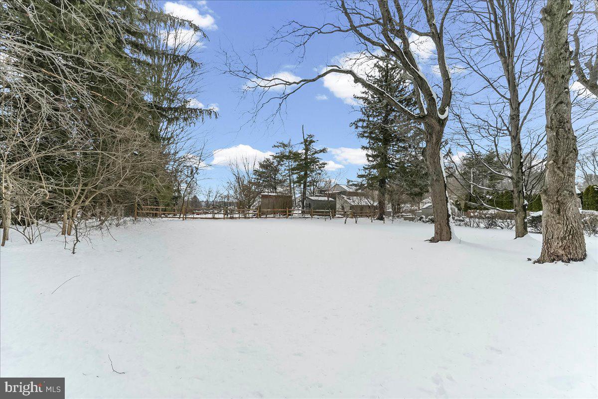 DRESHER WOODS - Residential