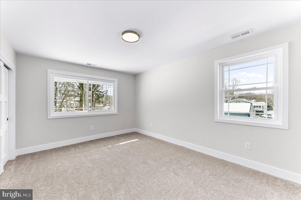 DRESHER WOODS - Residential