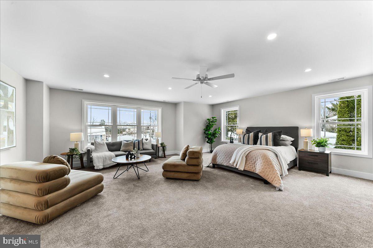 DRESHER WOODS - Residential