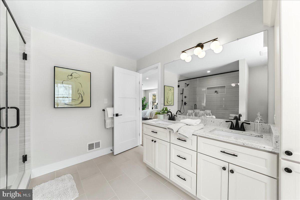 DRESHER WOODS - Residential