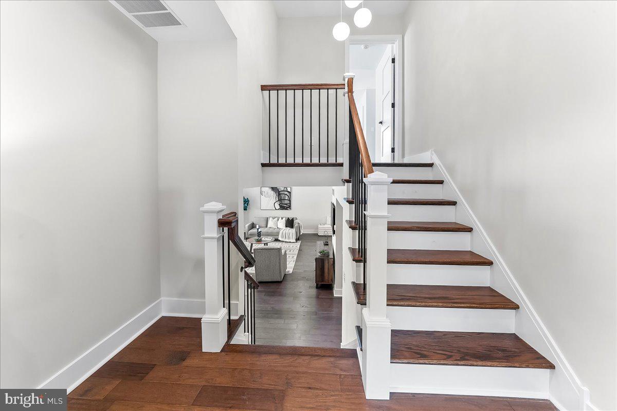 DRESHER WOODS - Residential