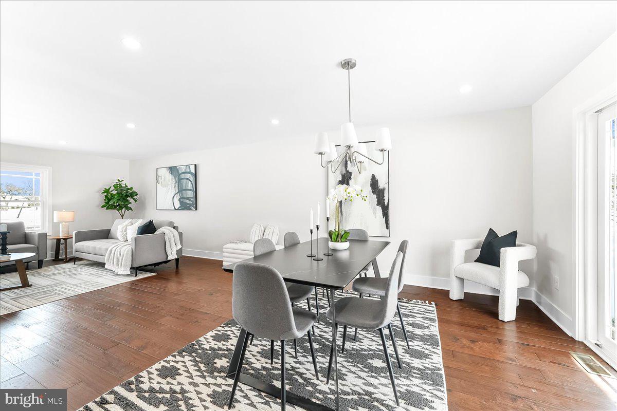 DRESHER WOODS - Residential