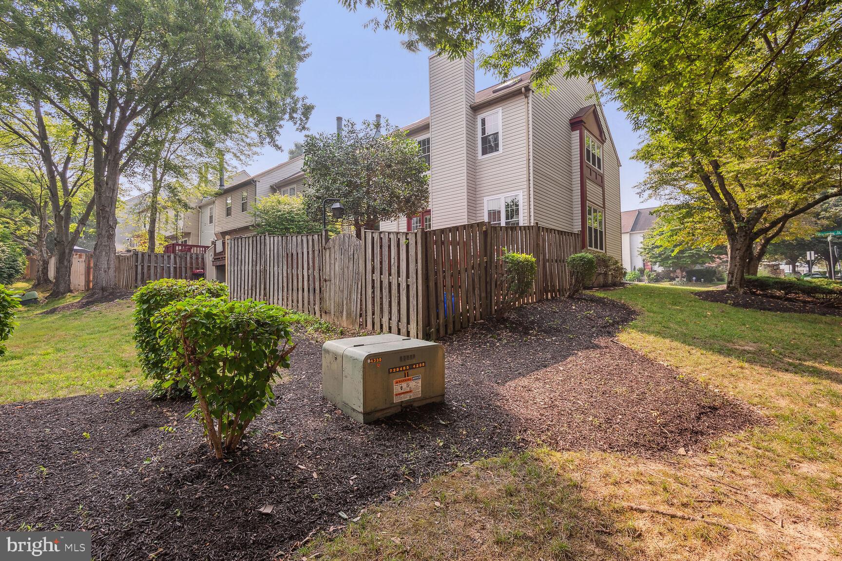 GUNNERS LAKE VILLAGE - Residential Lease