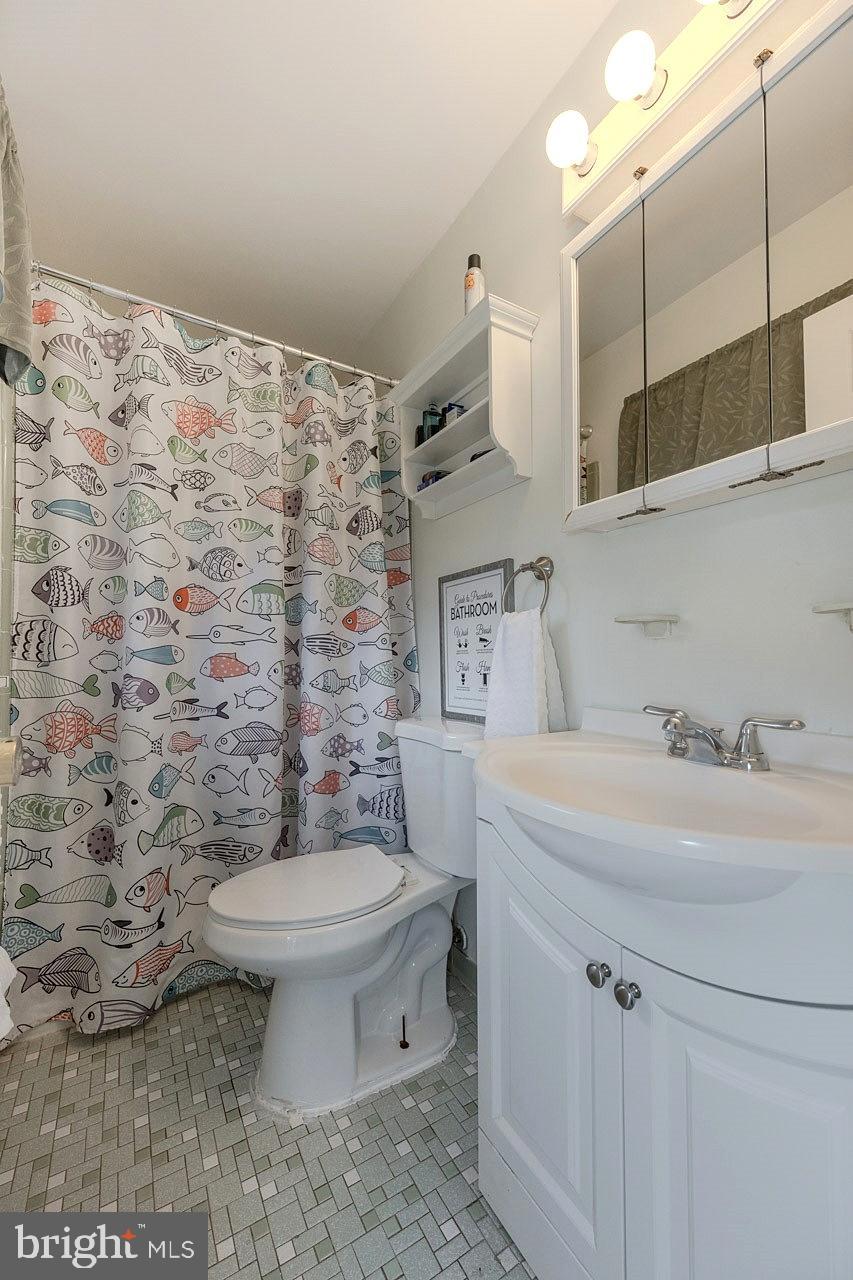 SIGNAL HILL - Residential