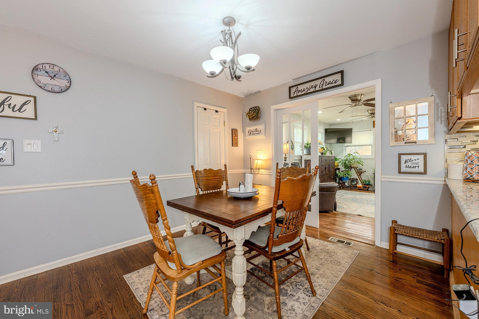 SIGNAL HILL - Residential