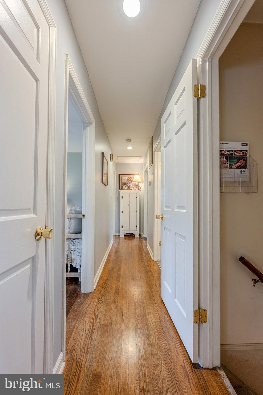 SIGNAL HILL - Residential