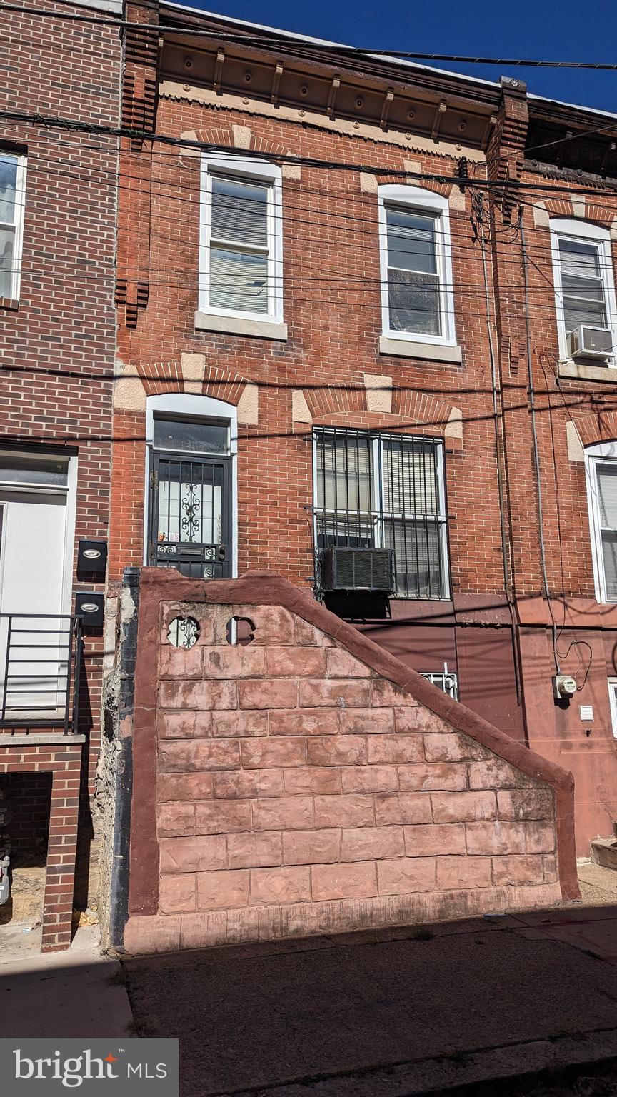 POINT BREEZE - Residential