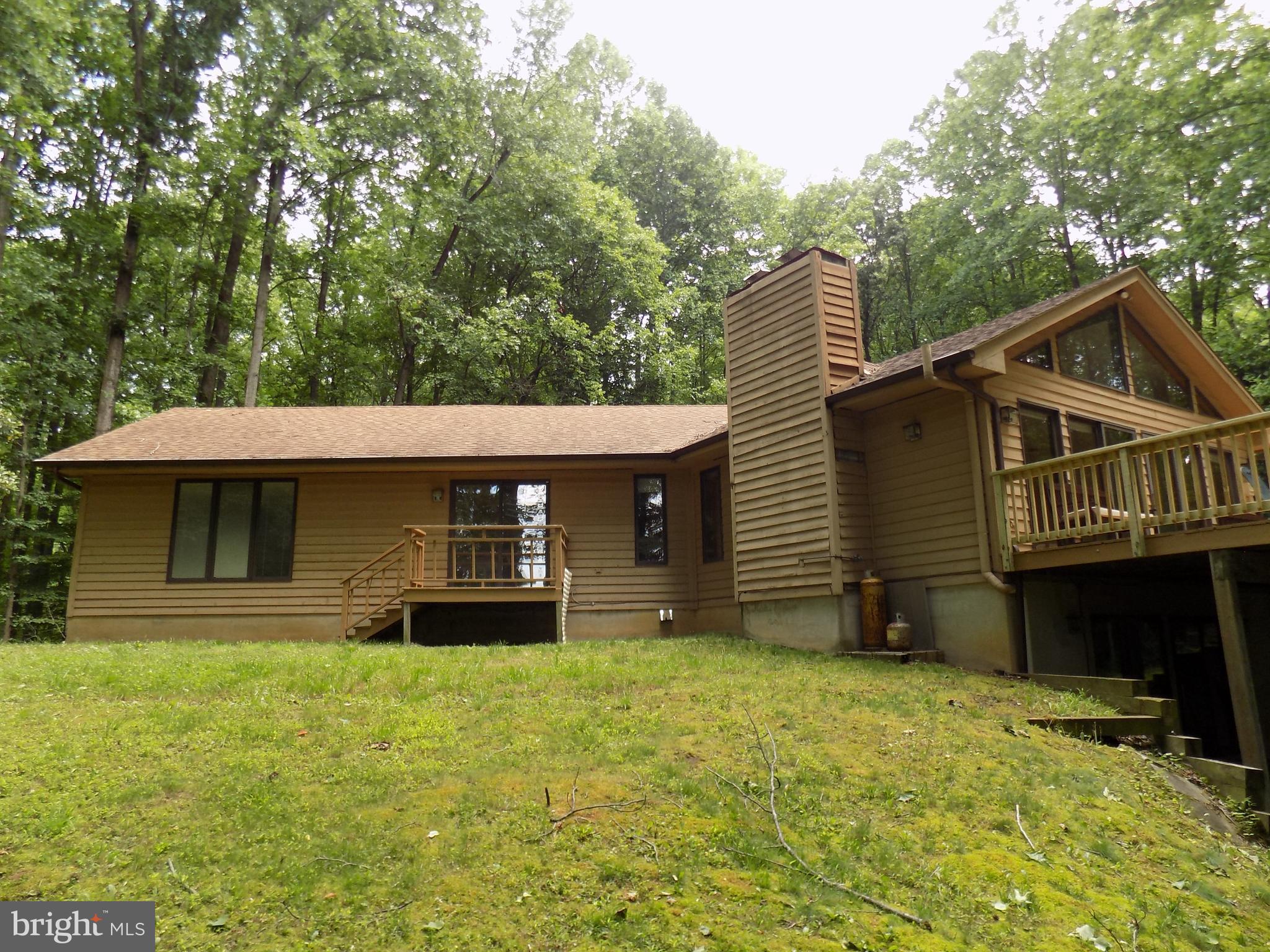 KENFIELD WOODS - Residential Lease