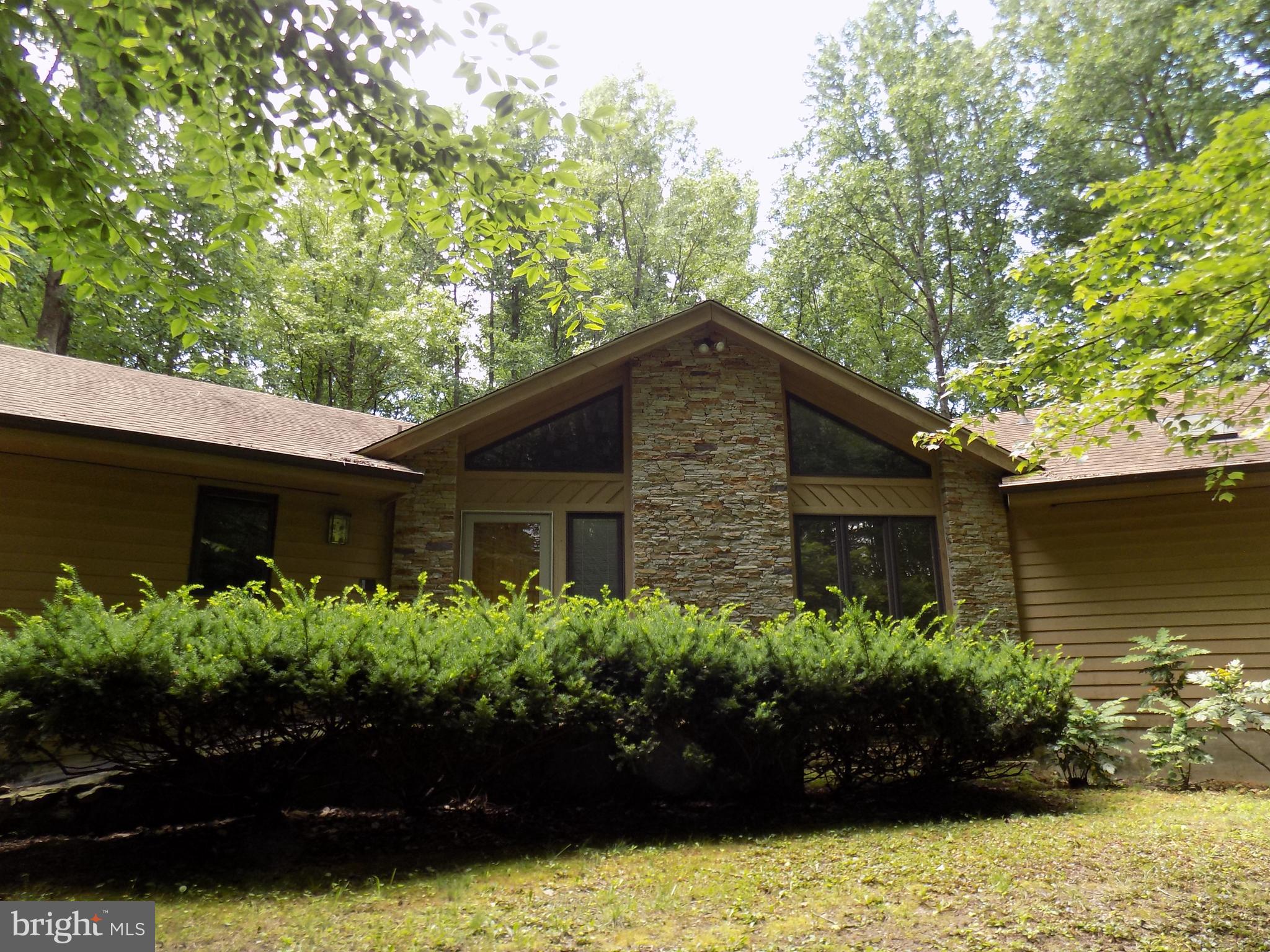 KENFIELD WOODS - Residential Lease