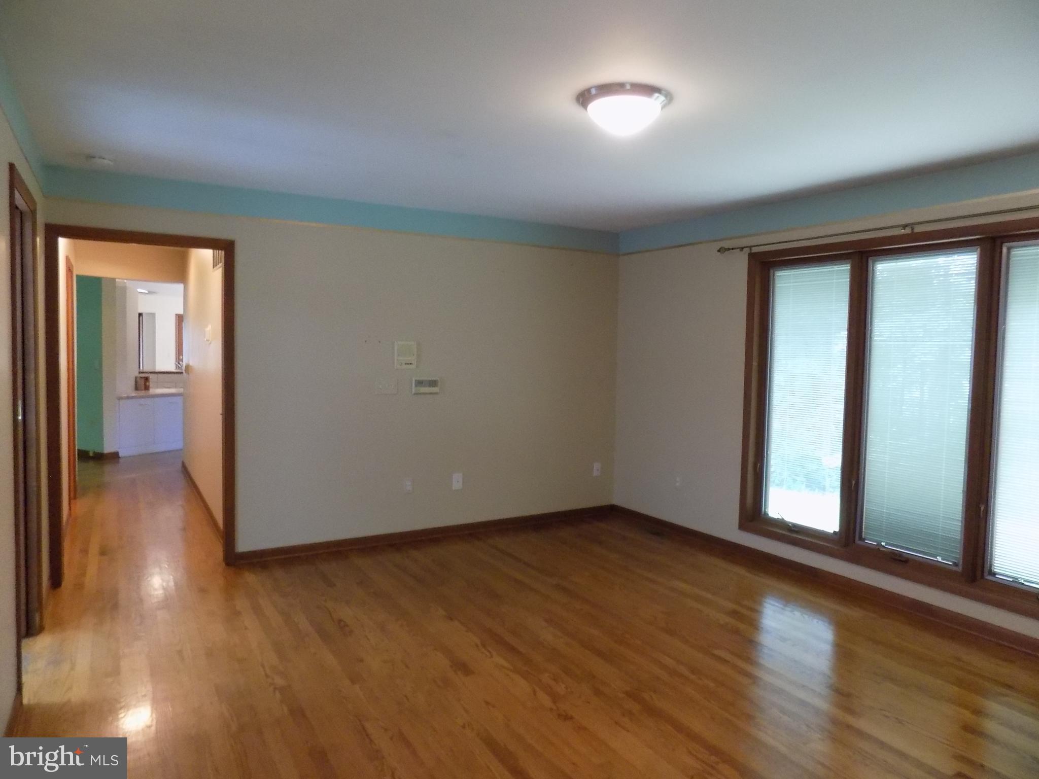 KENFIELD WOODS - Residential Lease