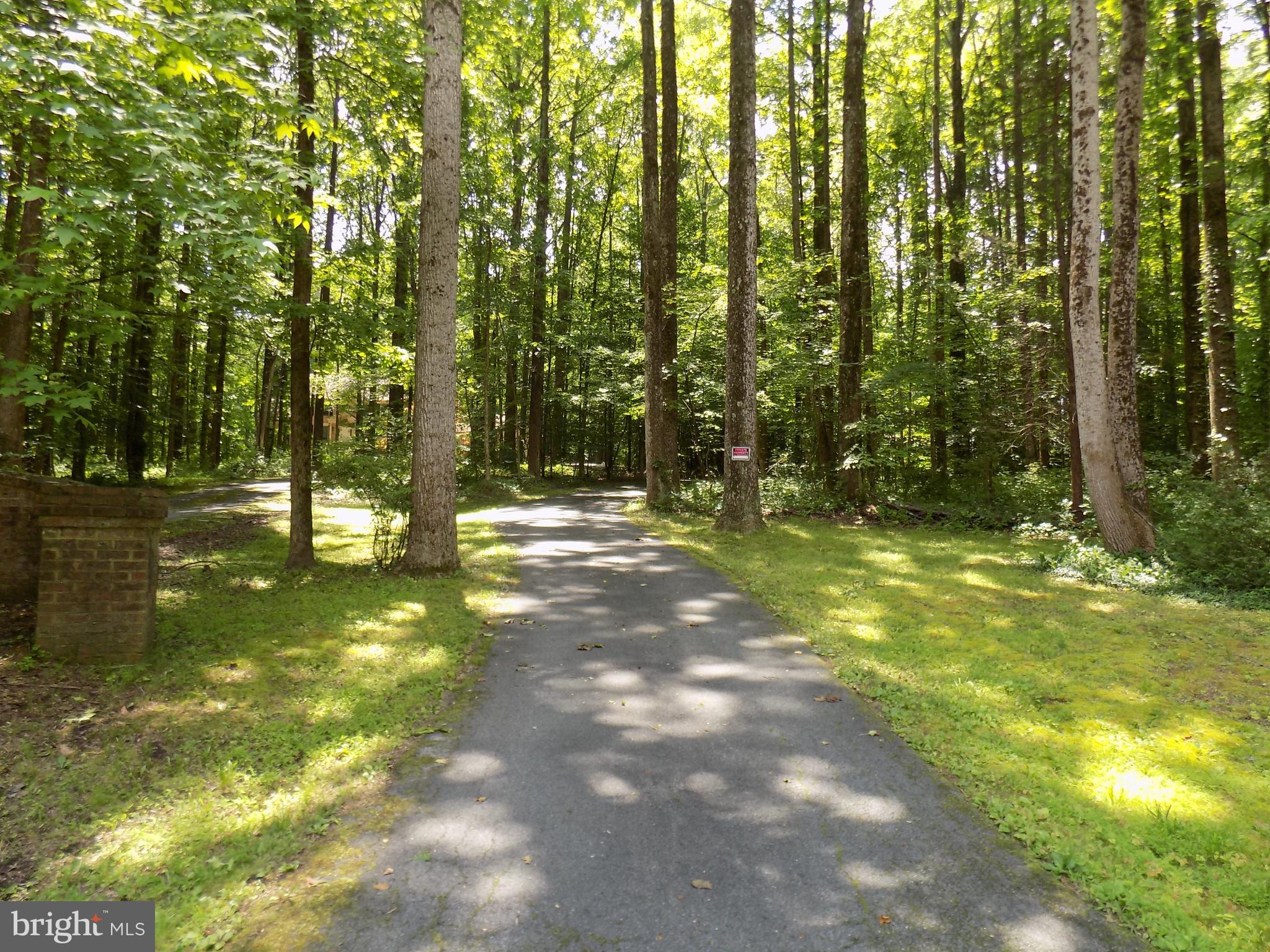 KENFIELD WOODS - Residential Lease