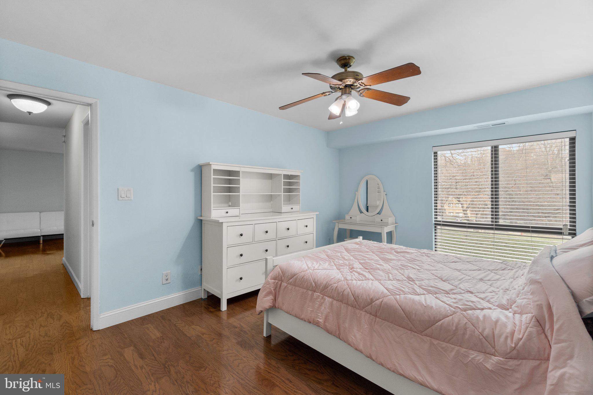 VILLAGE OF LONG REACH - Residential