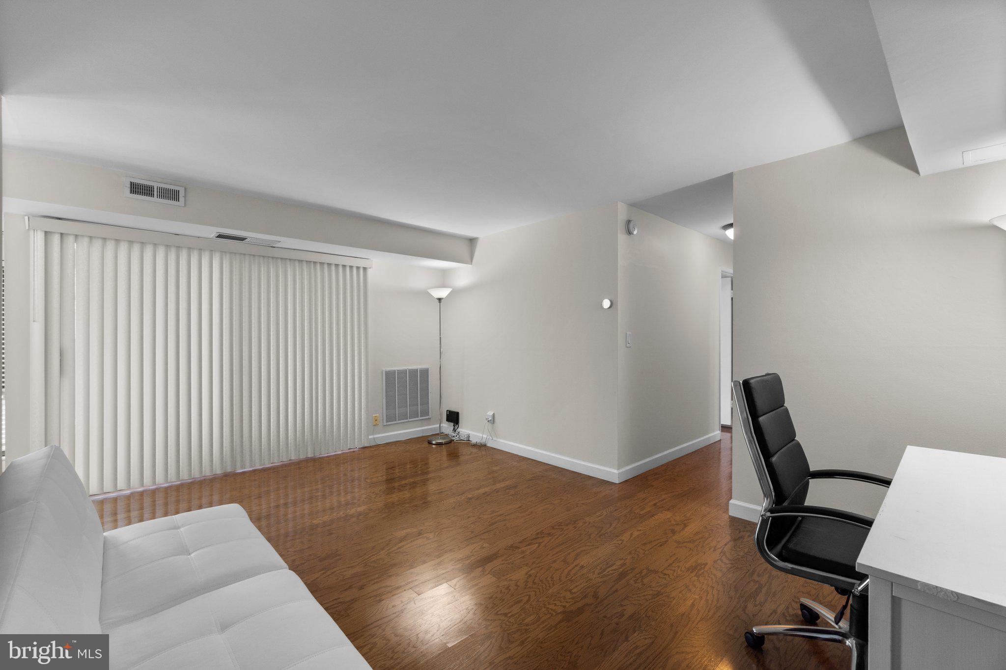 VILLAGE OF LONG REACH - Residential