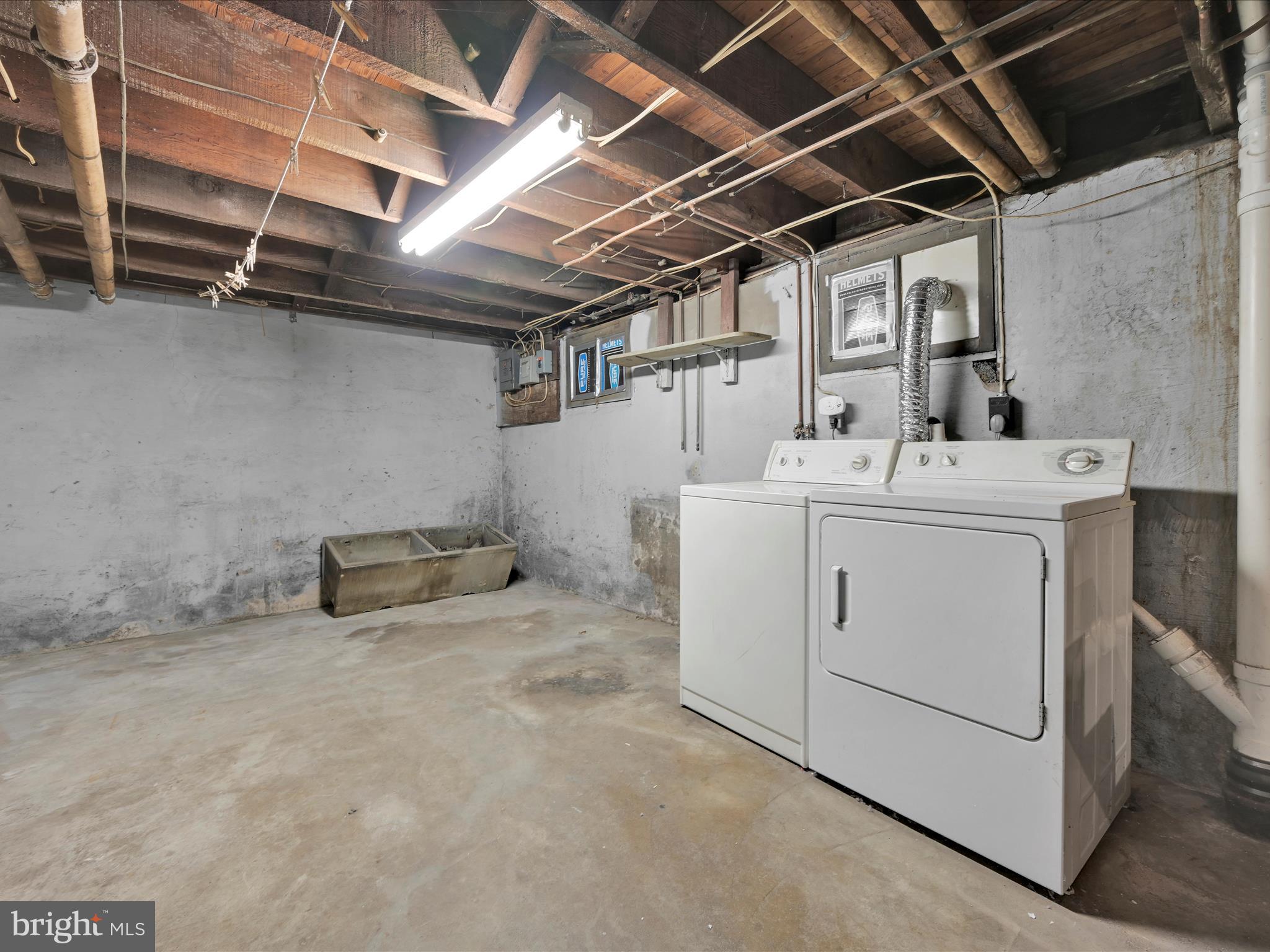 YORKVILLE - Residential