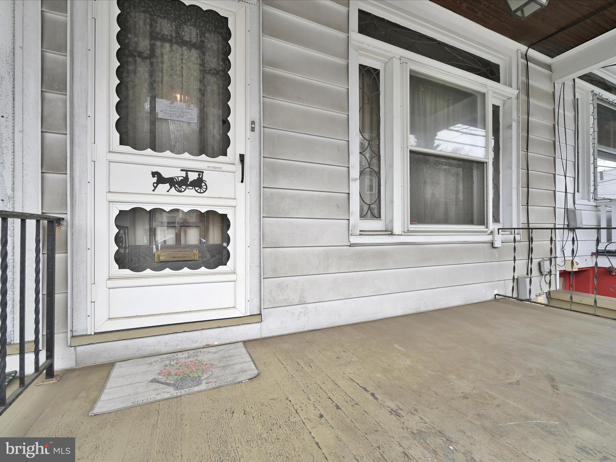 YORKVILLE - Residential