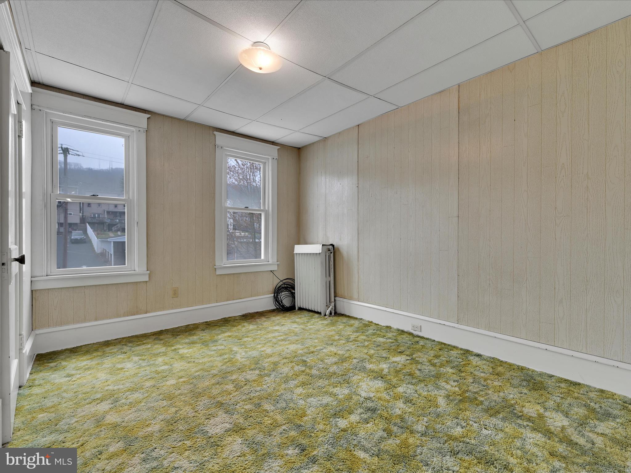 YORKVILLE - Residential