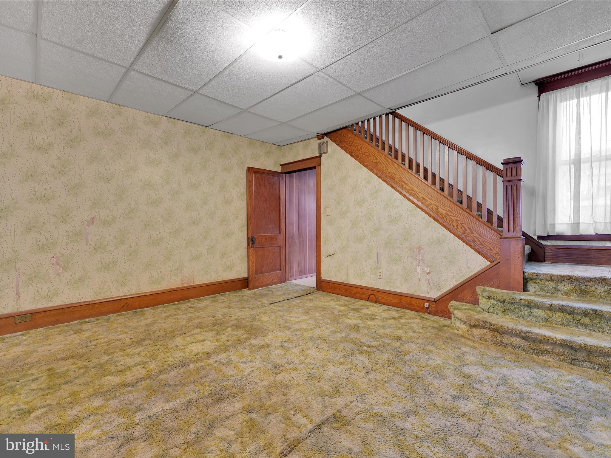 YORKVILLE - Residential