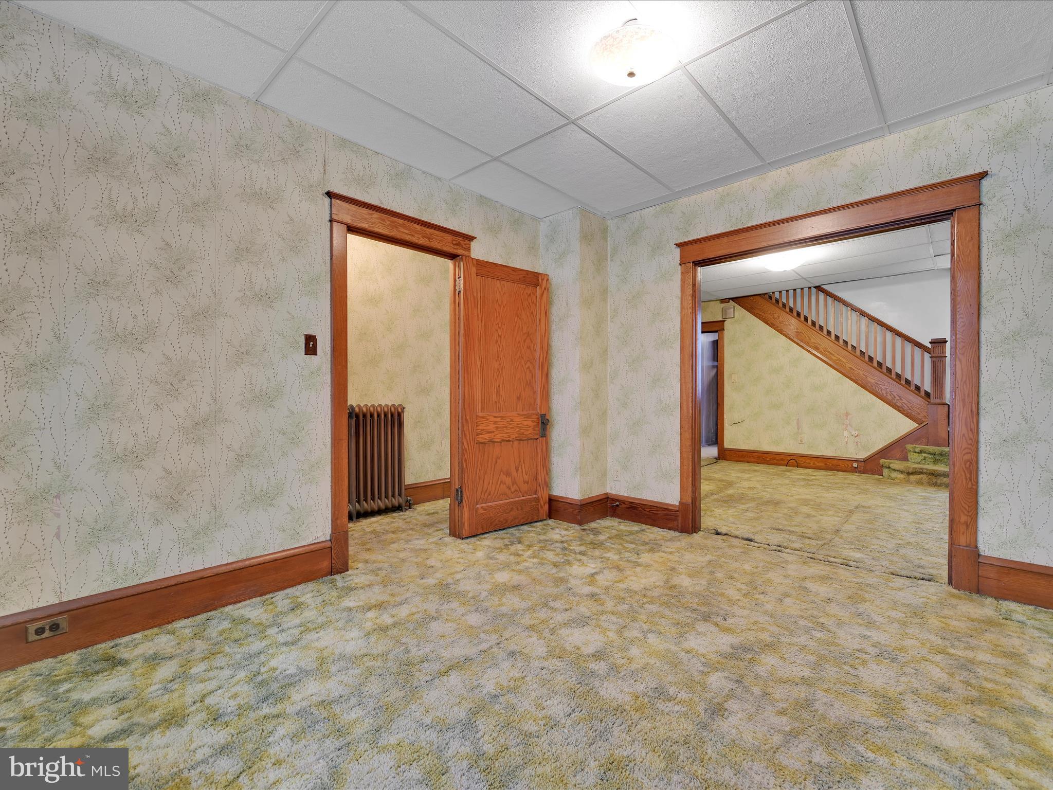 YORKVILLE - Residential