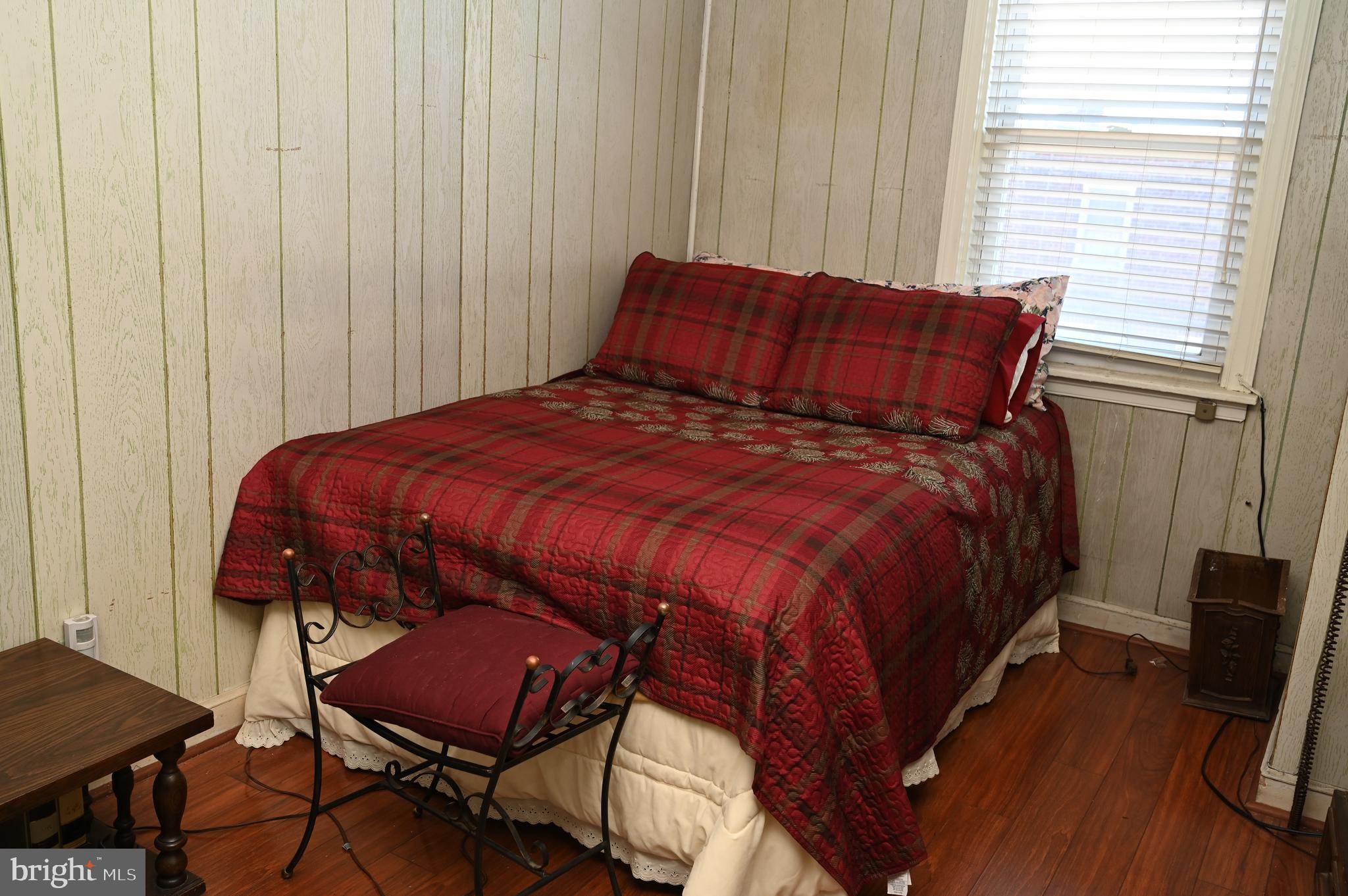 WEST OAK LANE - Residential