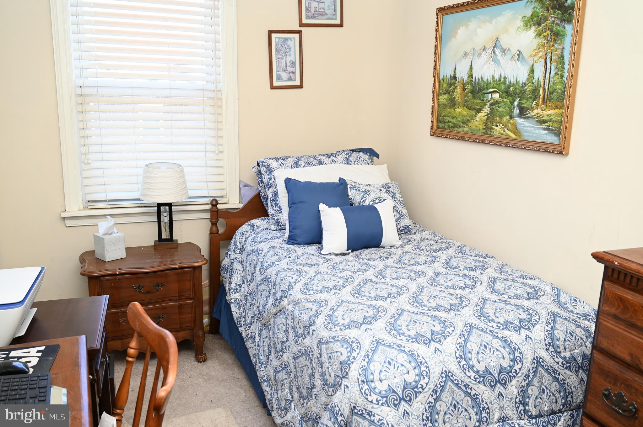 WEST OAK LANE - Residential