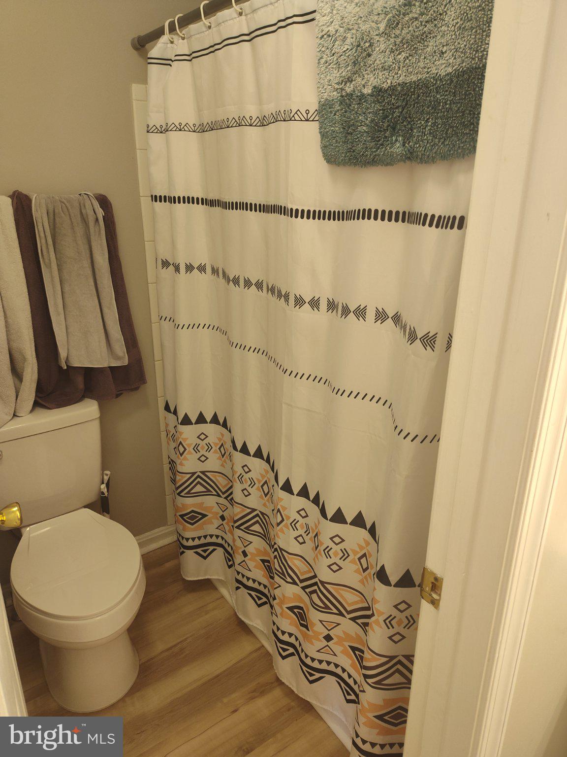 21085 JENNA COURT