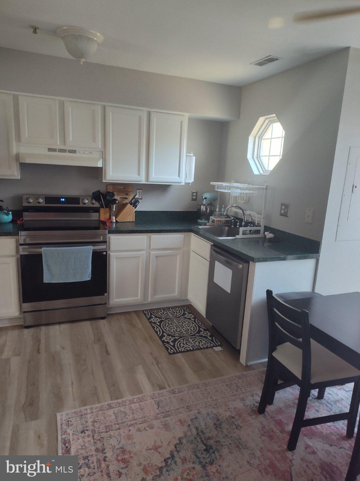 21085 JENNA COURT