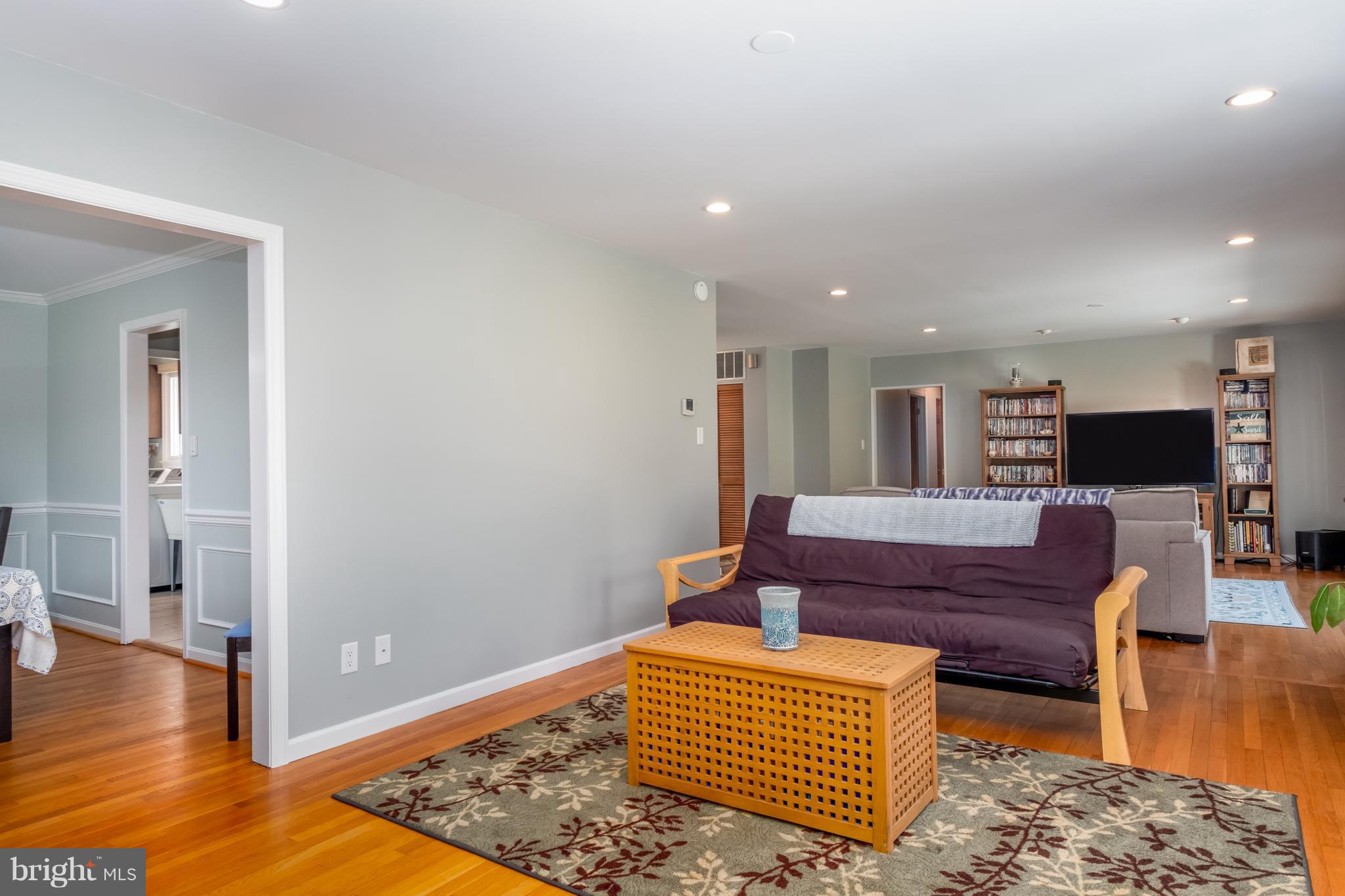 COLESVILLE OUTSIDE - Residential