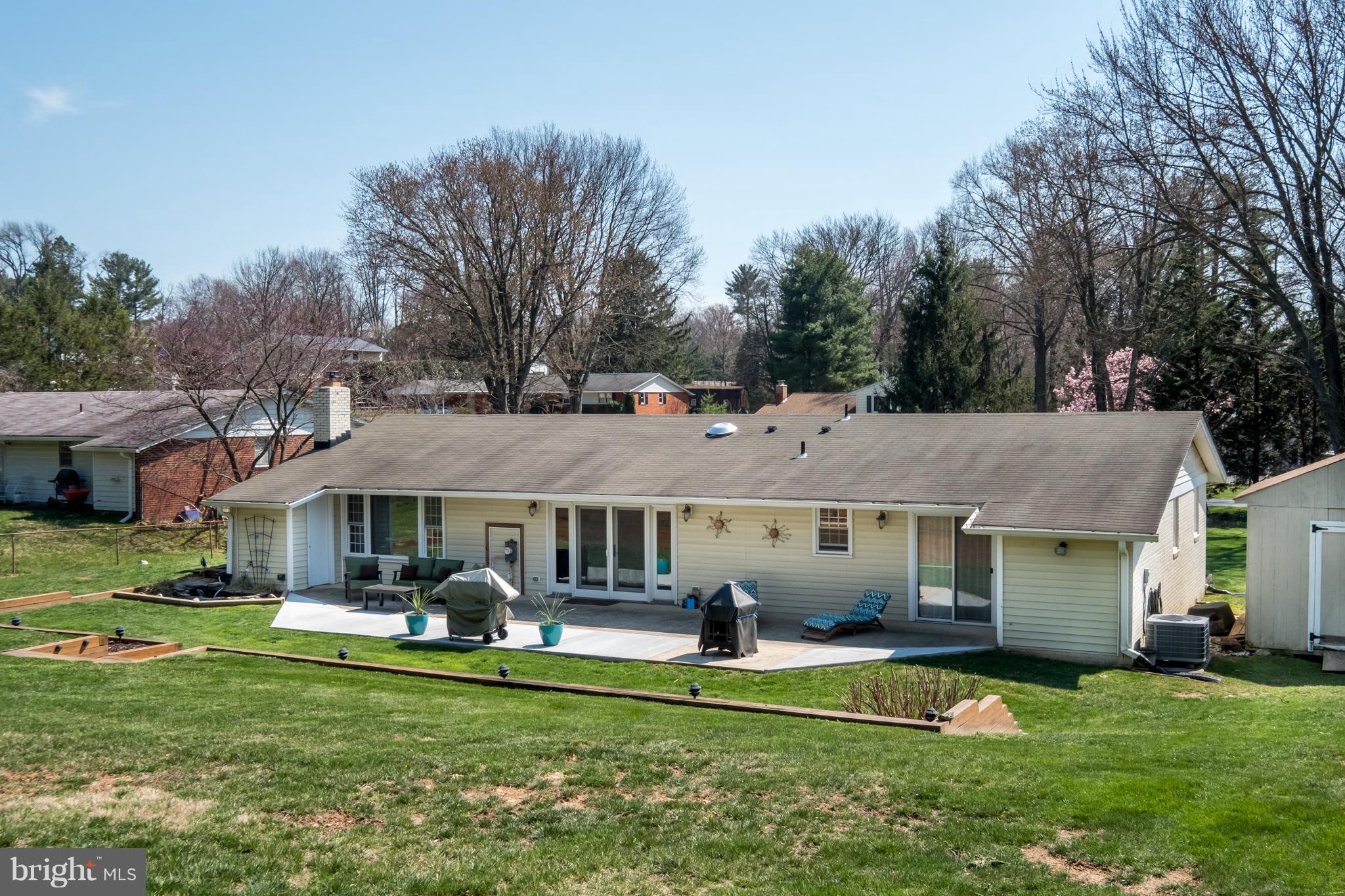 COLESVILLE OUTSIDE - Residential
