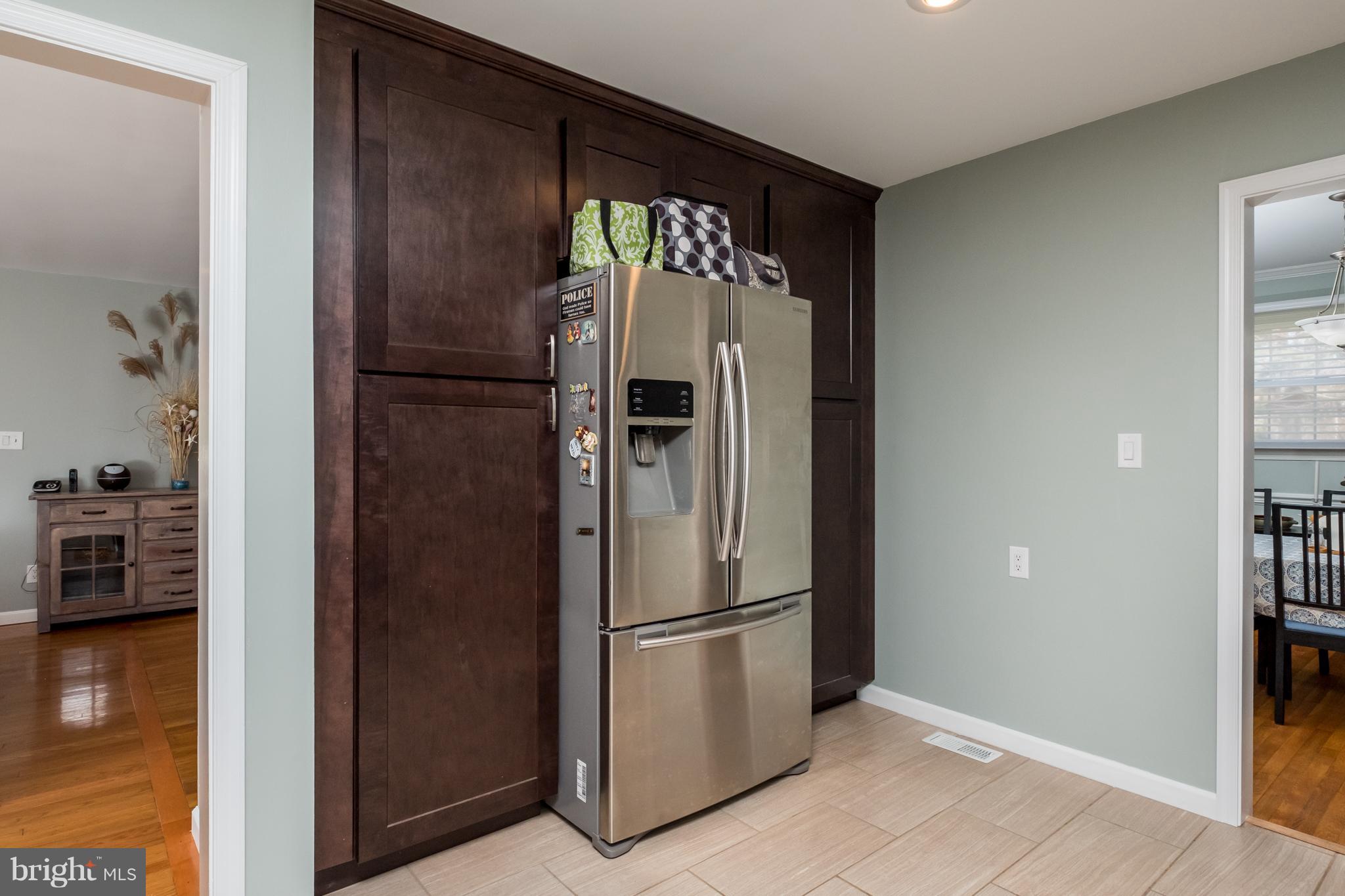 COLESVILLE OUTSIDE - Residential