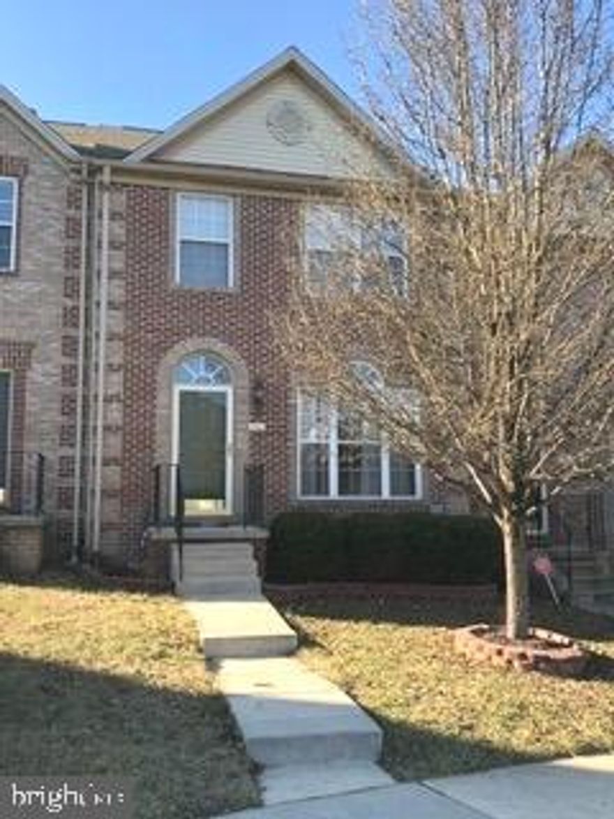Beautiful, large town home in sought after Monmouth Meadows for RENT! Home includes 3 bedrooms,  3 FULL baths with a powder room on first floor.  Entry floor open and airy with 9 ft ceilings.  Spacious eat-in kitchen with new granite counters and back splash. Sunny breakfast room opens to brand new trex deck! Finished walk out basement with laundry area and FULL bath.  RENT INCLUDES ACCESS TO COMMUNITY POOL, CLUBHOUSE & EXERCISE ROOM! Close to 95 and plenty of shopping!!