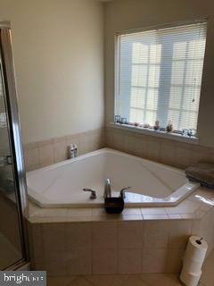 MONMOUTH MEADOWS - Residential Lease