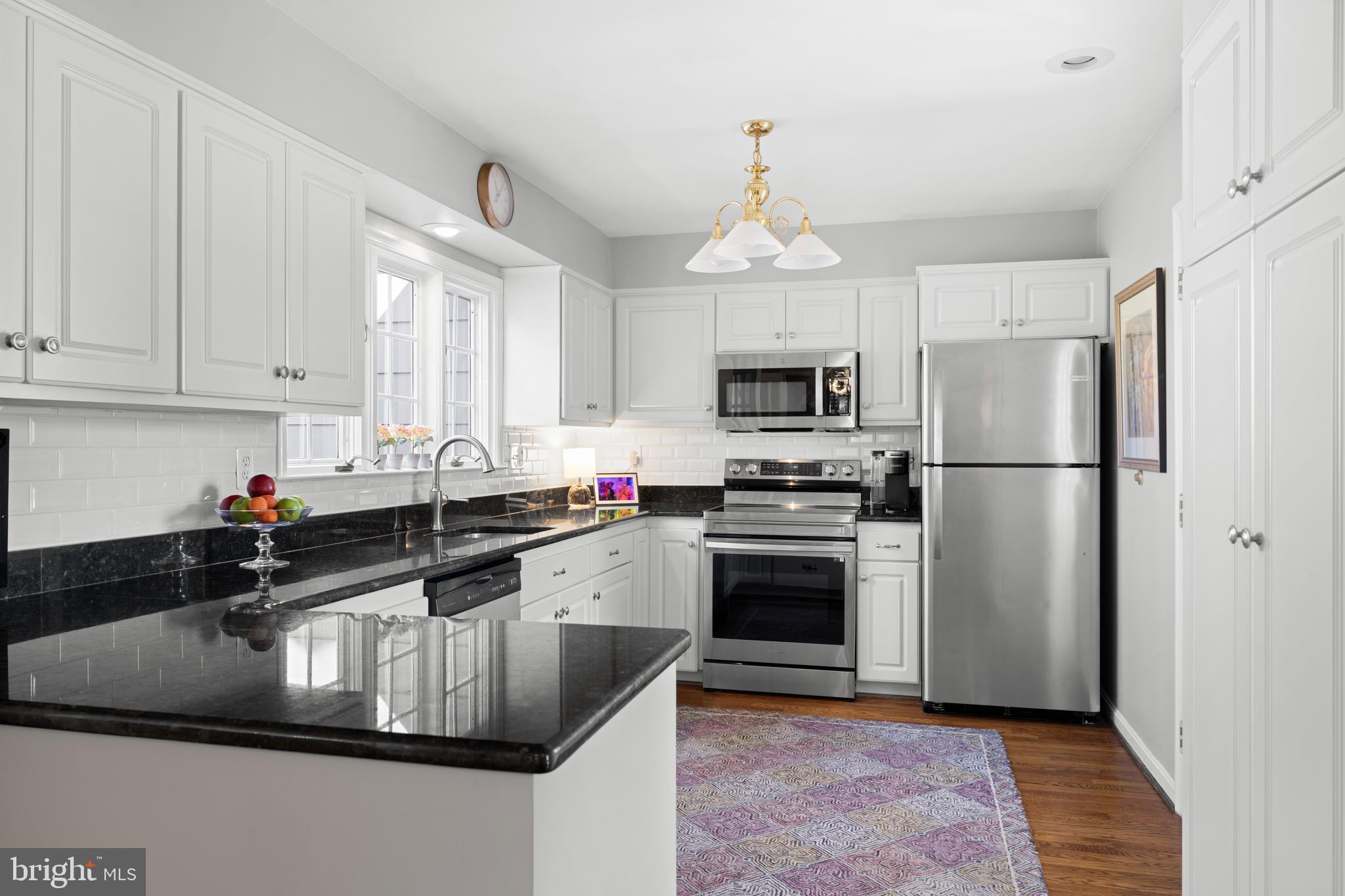 SUMMER HILL - Residential