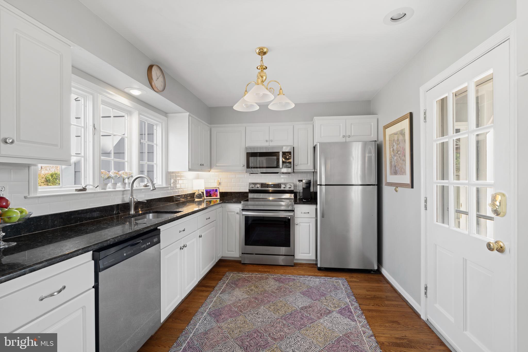 SUMMER HILL - Residential